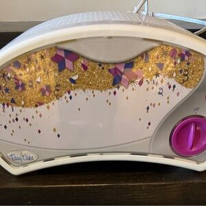 Ultimate Easy-Bake Oven with Box & Cookie Mix